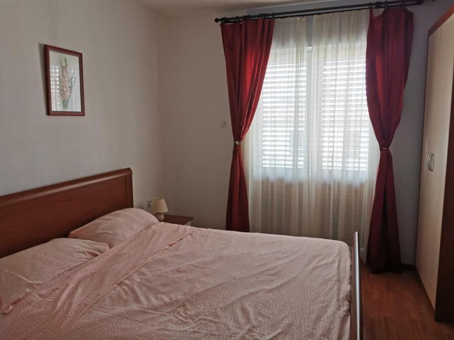 App Palcic K Apartman Novigrad Istria Kültér fotó