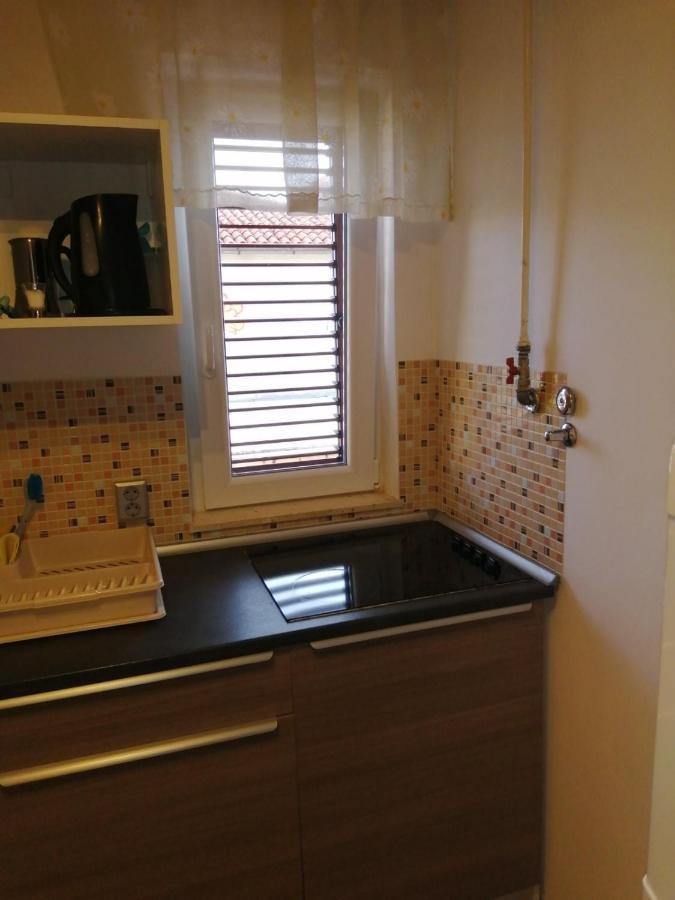 App Palcic K Apartman Novigrad Istria Kültér fotó