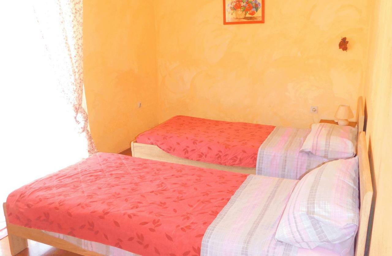 App Palcic K Apartman Novigrad Istria Kültér fotó