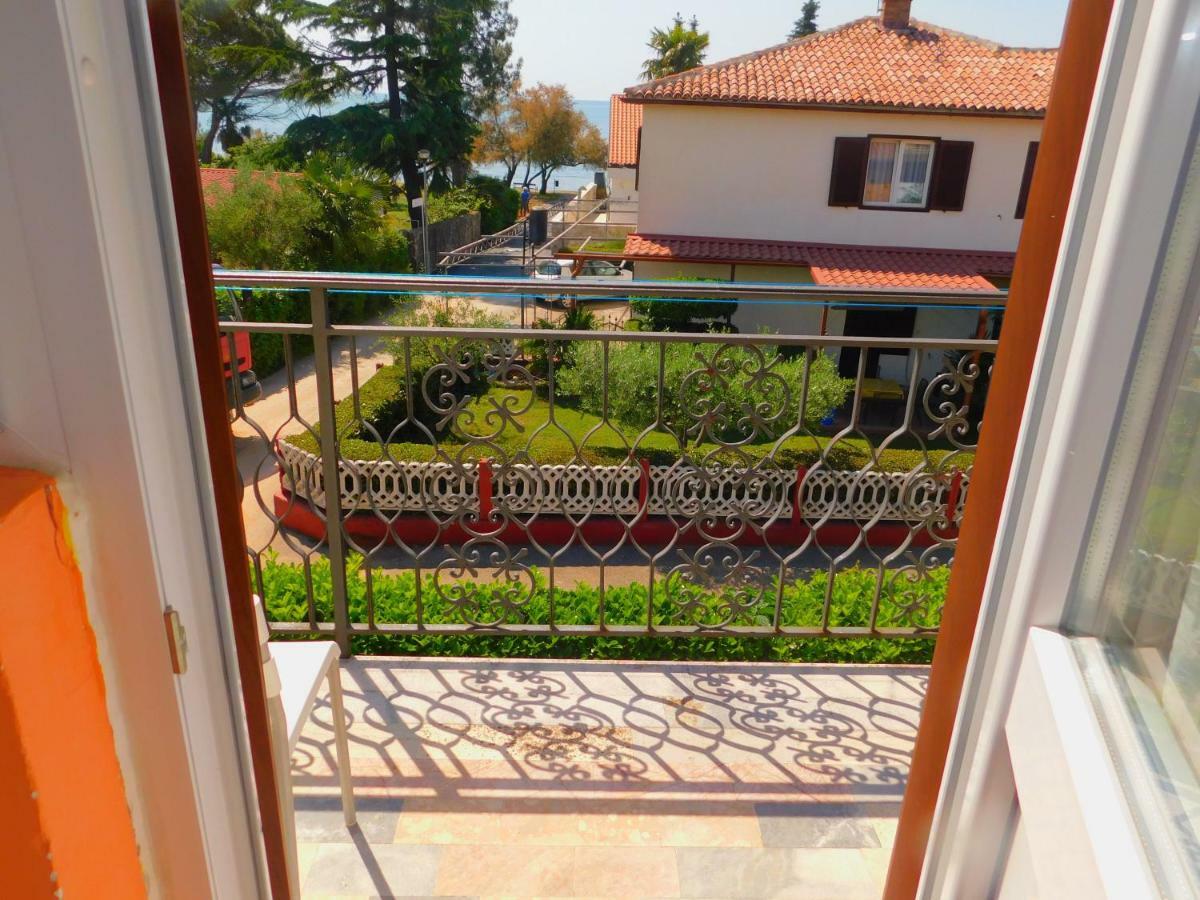 App Palcic K Apartman Novigrad Istria Kültér fotó